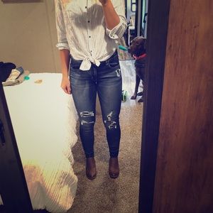 AE distressed skinny jeans